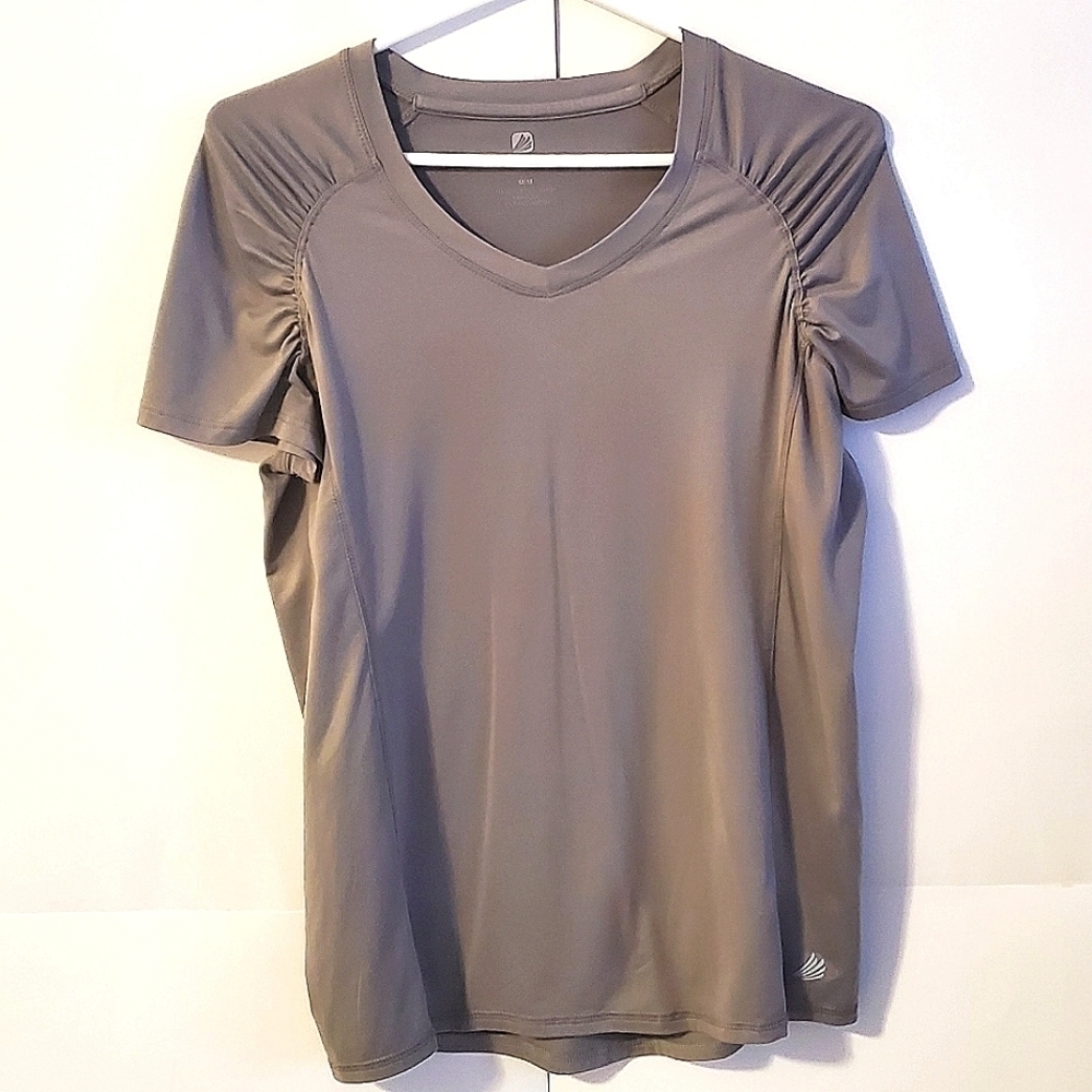 Free Country FREE2B Athletic Top V-Neck Short Sleeves Quick Dry Breathable Gray